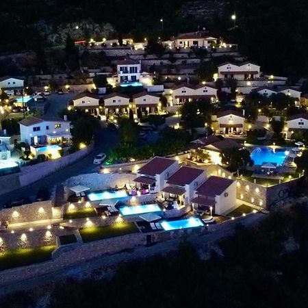 Pantheon Villas Áyios Nikítas Exterior photo