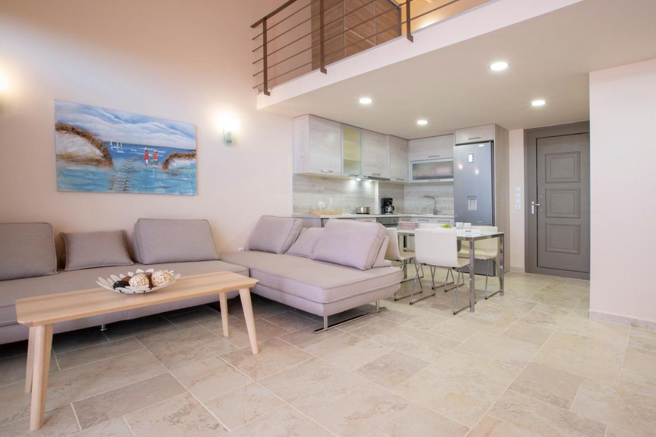 Pantheon Villas Áyios Nikítas Exterior photo