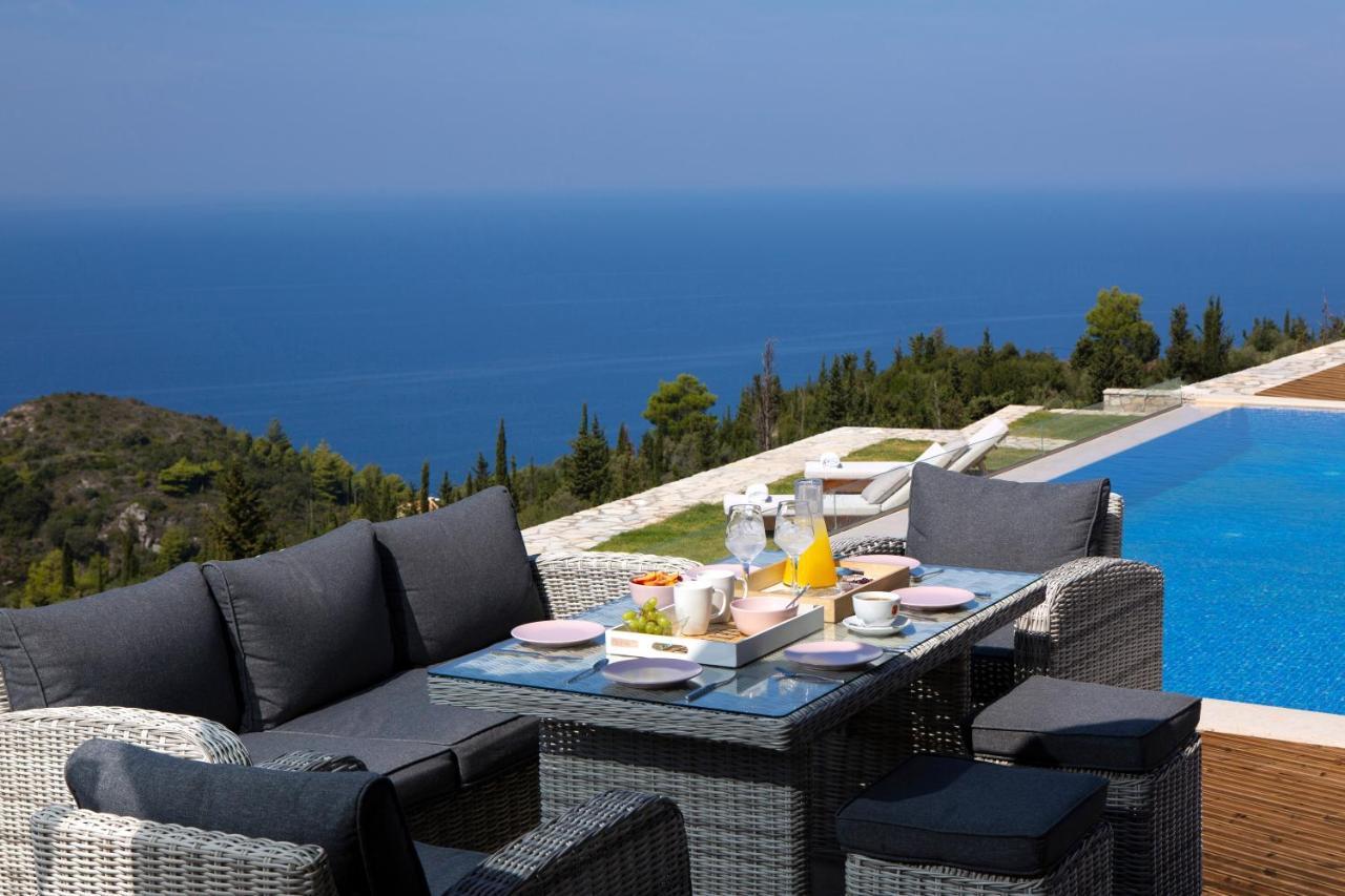 Pantheon Villas Áyios Nikítas Exterior photo