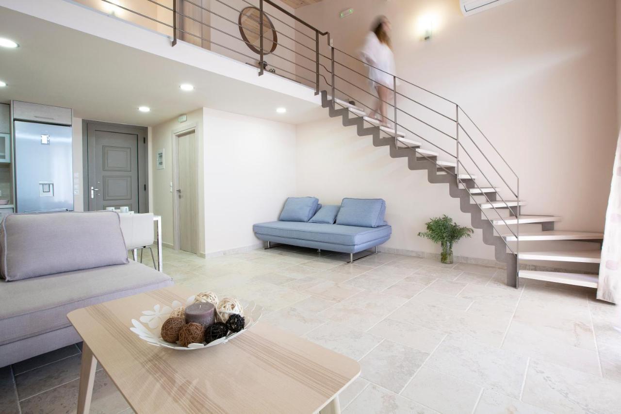 Pantheon Villas Áyios Nikítas Exterior photo