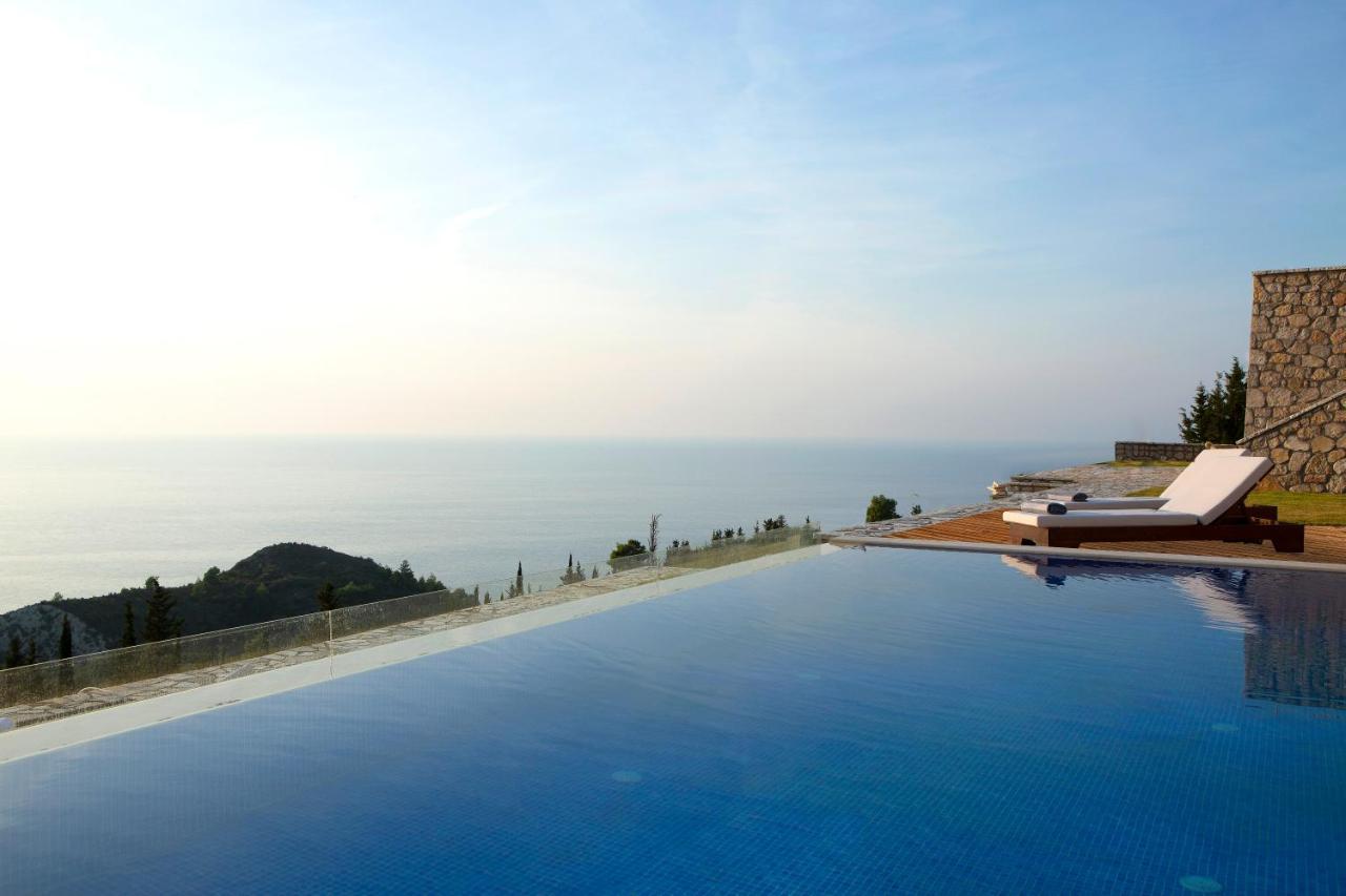 Pantheon Villas Áyios Nikítas Exterior photo